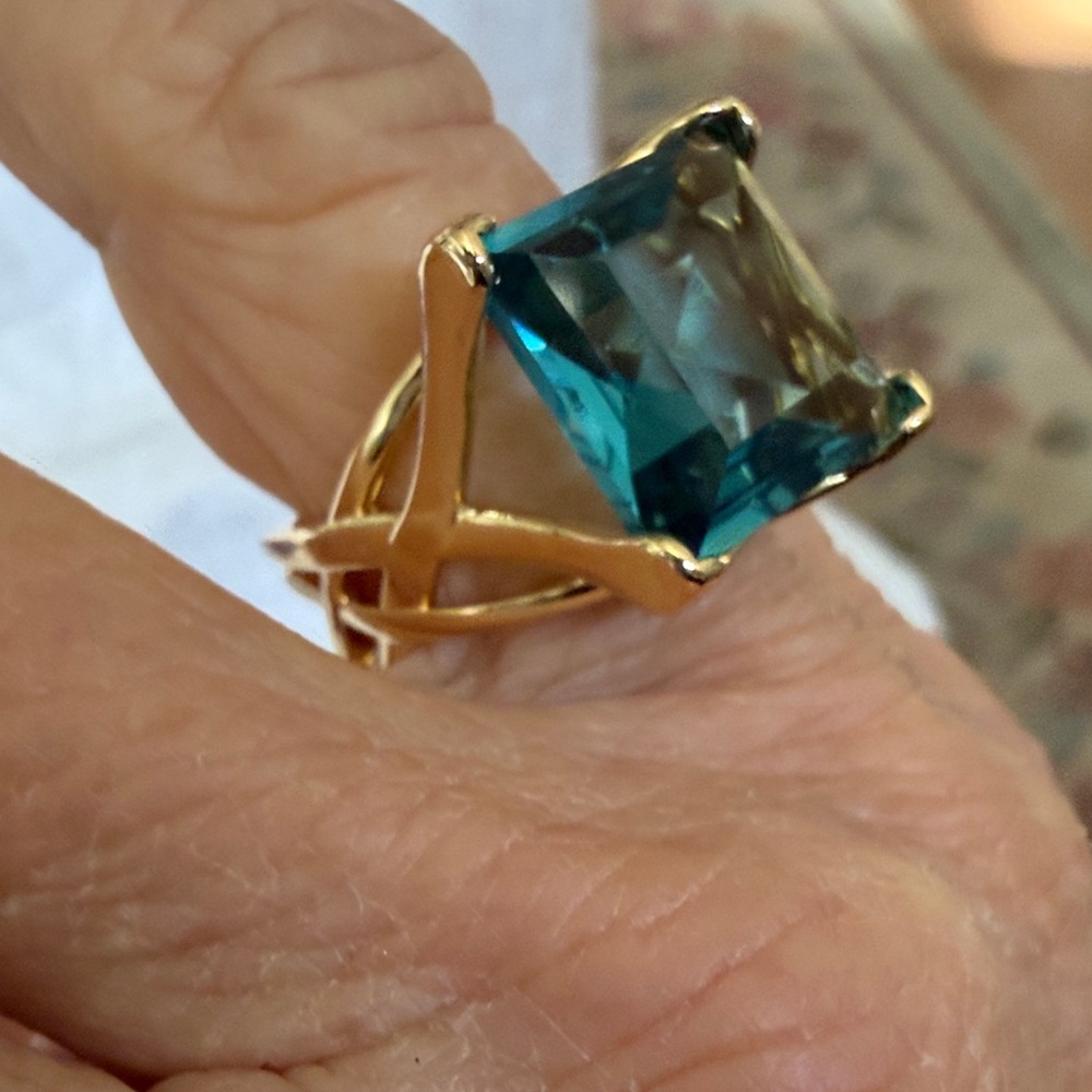 Size 6 Stunning cubic Zirconia Gold and Blue cocktail large statement ring